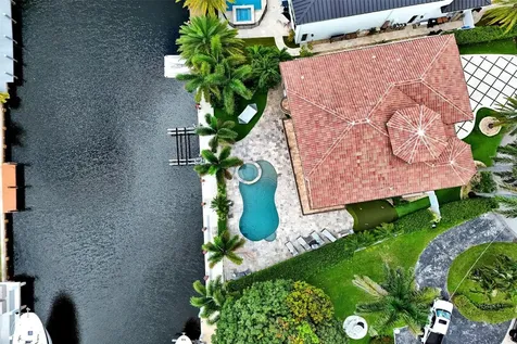 4930 NE 27th Terrace Lighthouse Point FL 33064