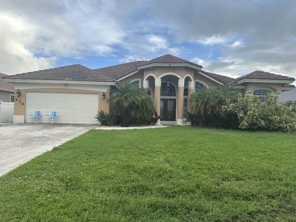874 SW Mccracken Avenue Port St Lucie FL 34953