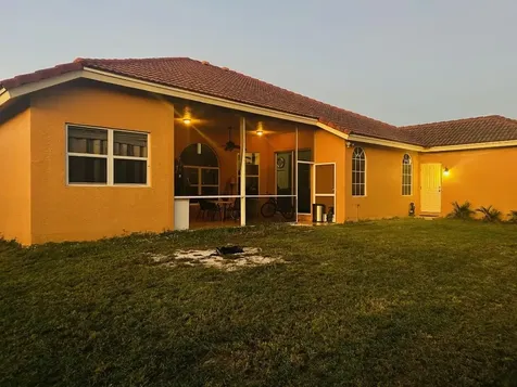 874 SW Mccracken Avenue Port St Lucie FL 34953