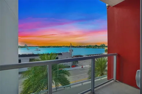 777 N Ocean Drive Hollywood FL 33019