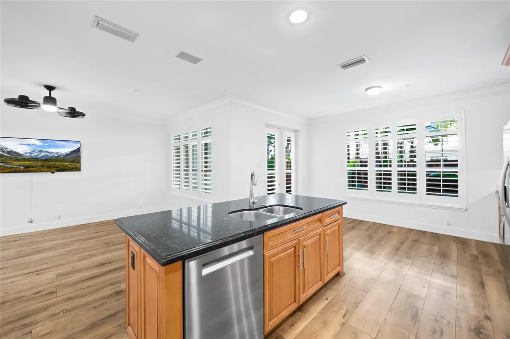 218 NE 15th Avenue Fort Lauderdale FL 33301