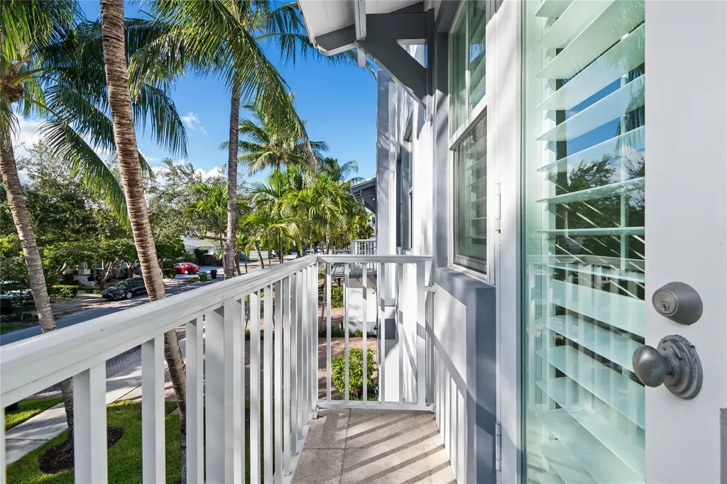218 NE 15th Avenue Fort Lauderdale FL 33301
