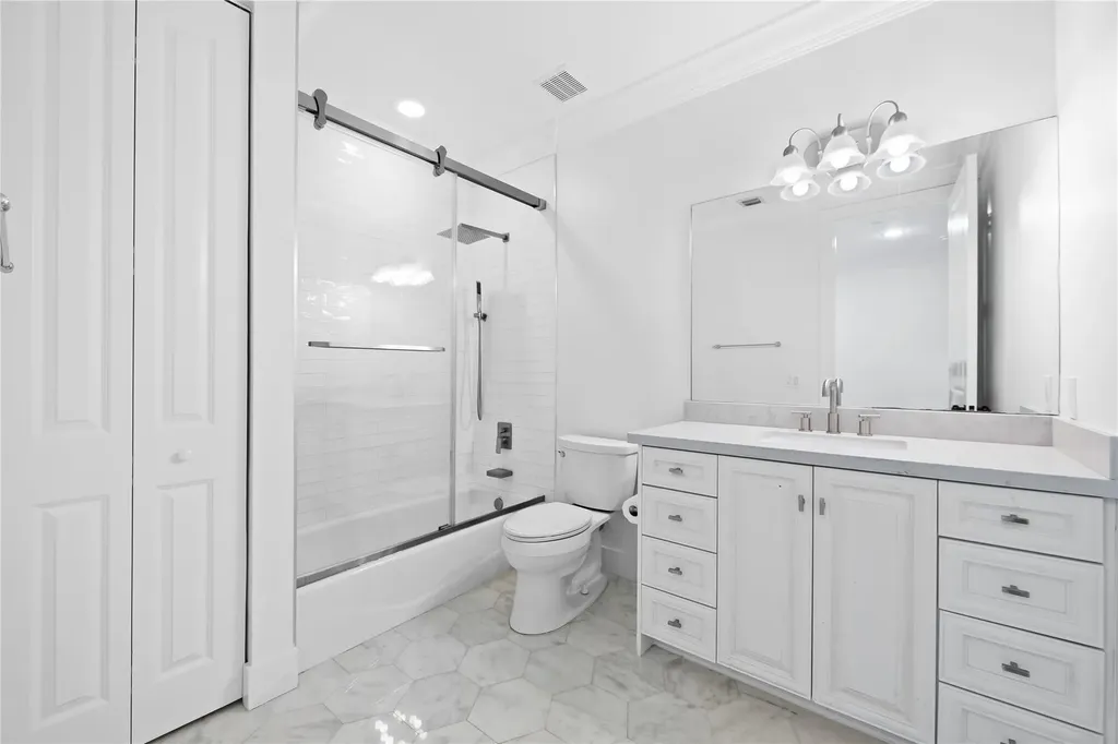 218 NE 15th Avenue Fort Lauderdale FL 33301
