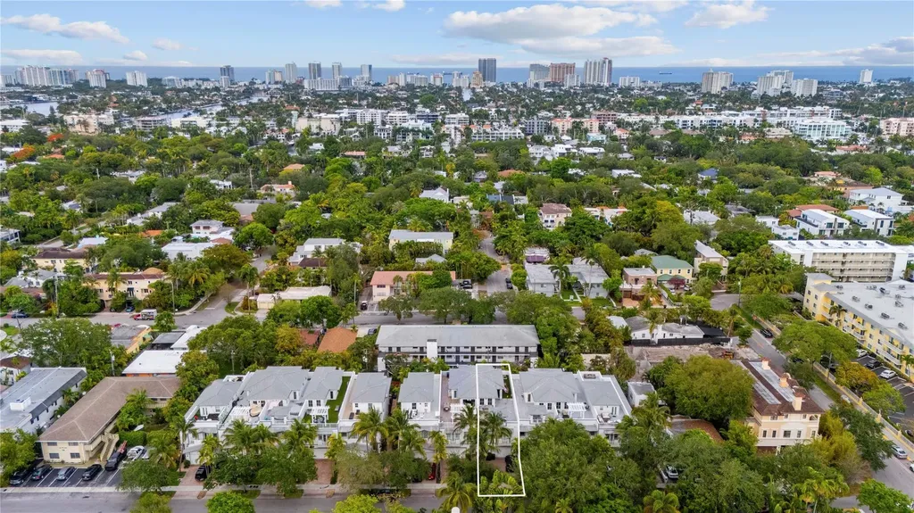 218 NE 15th Avenue Fort Lauderdale FL 33301