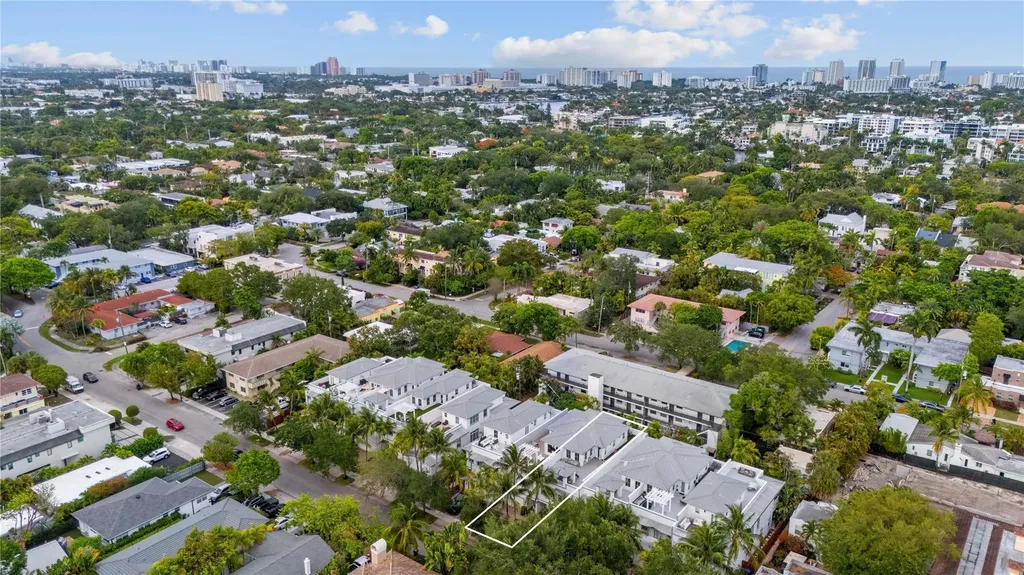 218 NE 15th Avenue Fort Lauderdale FL 33301