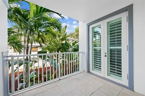 218 NE 15th Avenue Fort Lauderdale FL 33301