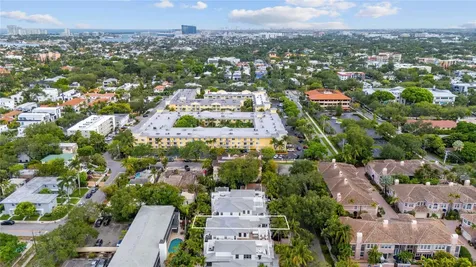 218 NE 15th Avenue Fort Lauderdale FL 33301