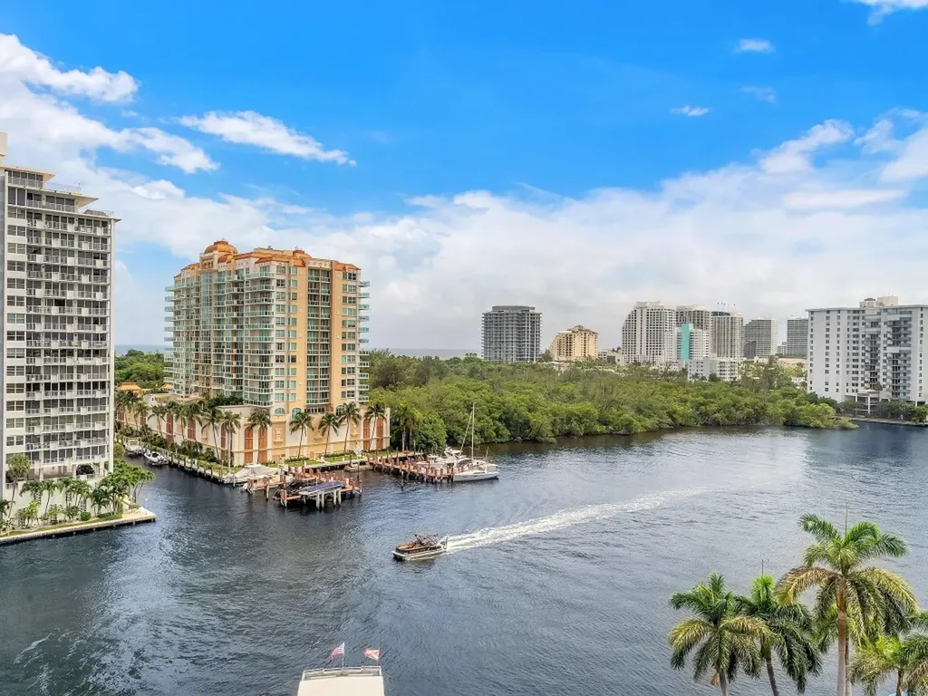 2670 E Sunrise Boulevard Fort Lauderdale FL 33304