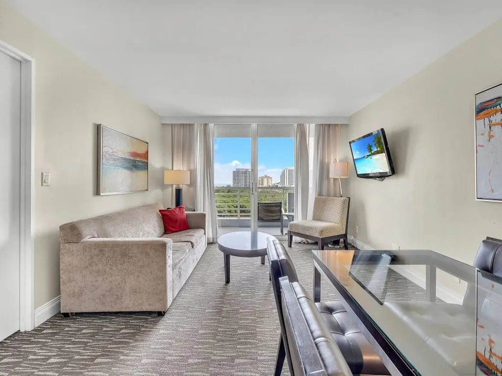 2670 E Sunrise Boulevard Fort Lauderdale FL 33304