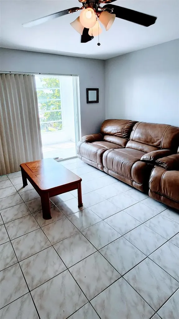 2721 N Pine Island Road Sunrise FL 33322