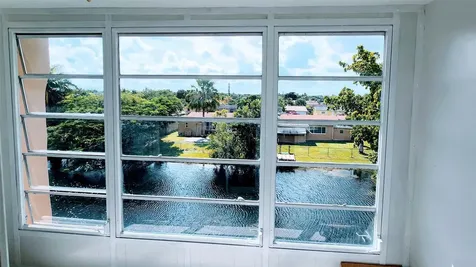 2721 N Pine Island Road Sunrise FL 33322
