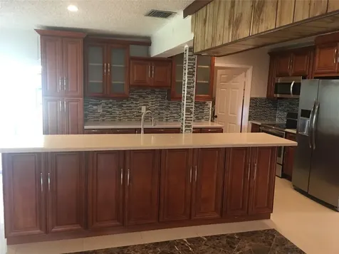 720 N 66th Terrace Hollywood FL 33024