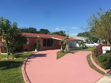 720 N 66th Terrace Hollywood FL 33024