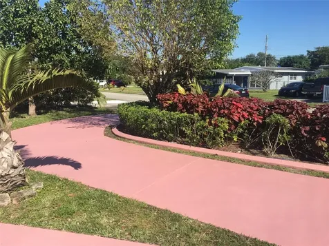 720 N 66th Terrace Hollywood FL 33024