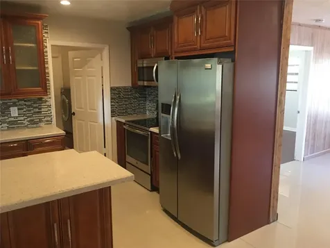 720 N 66th Terrace Hollywood FL 33024