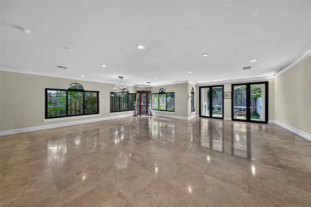 116 SE 11th Avenue Fort Lauderdale FL 33301