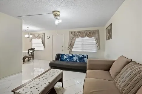 1401 SW 135th Terrace Pembroke Pines FL 33027