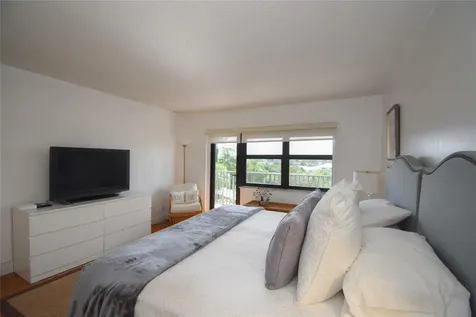 5100 N Ocean Boulevard Lauderdale By The Sea FL 33308
