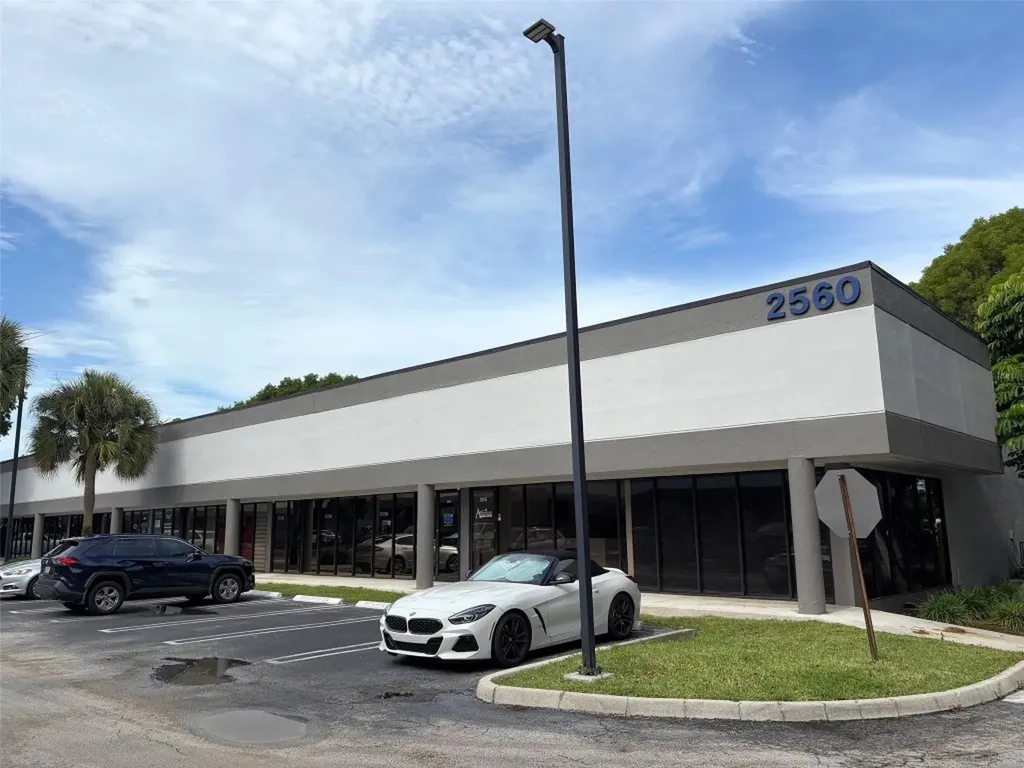 2560 N Powerline Road Pompano Beach FL 33069