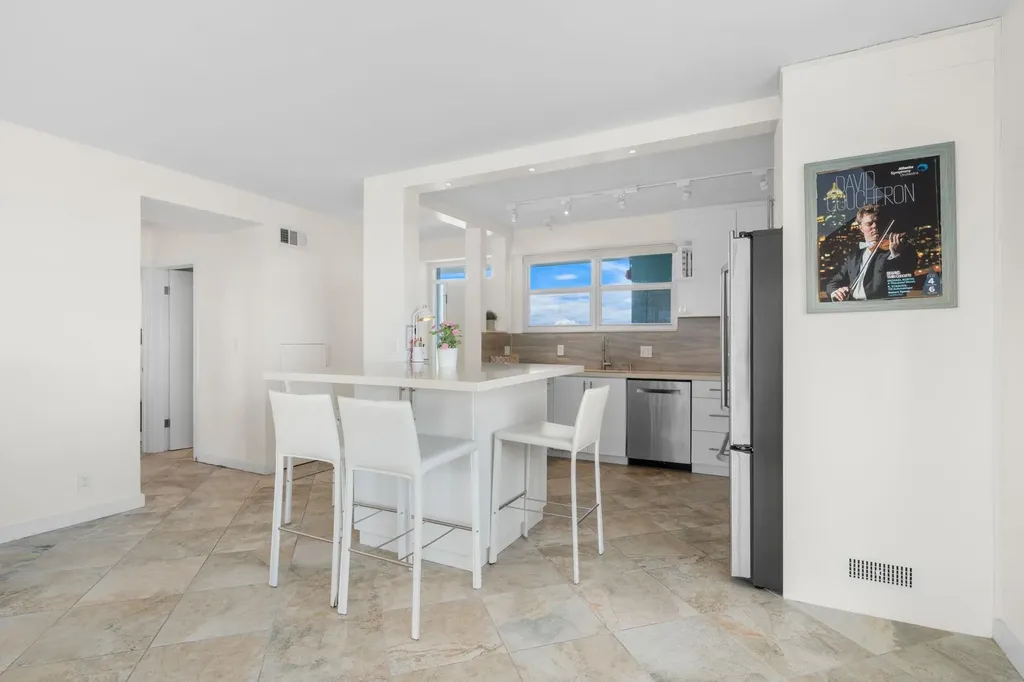 1900 S Ocean Drive Fort Lauderdale FL 33316