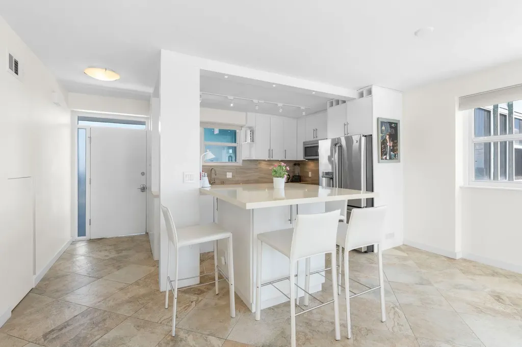 1900 S Ocean Drive Fort Lauderdale FL 33316