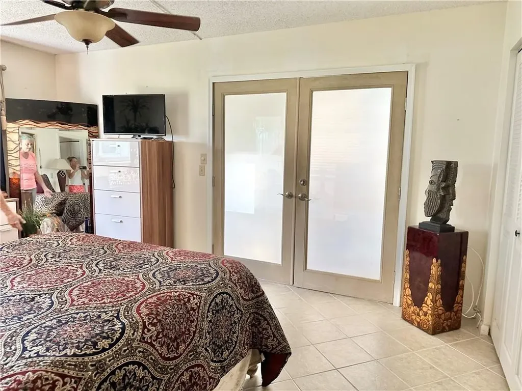 285 Oakridge Q Deerfield Beach FL 33442