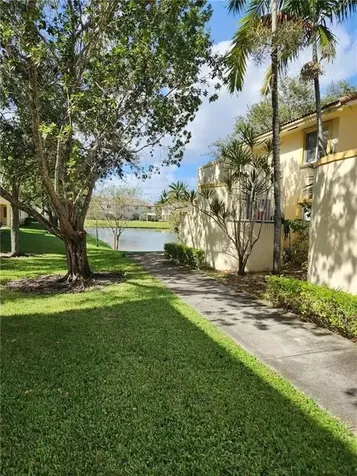 4775 SW 62nd Avenue Davie FL 33314