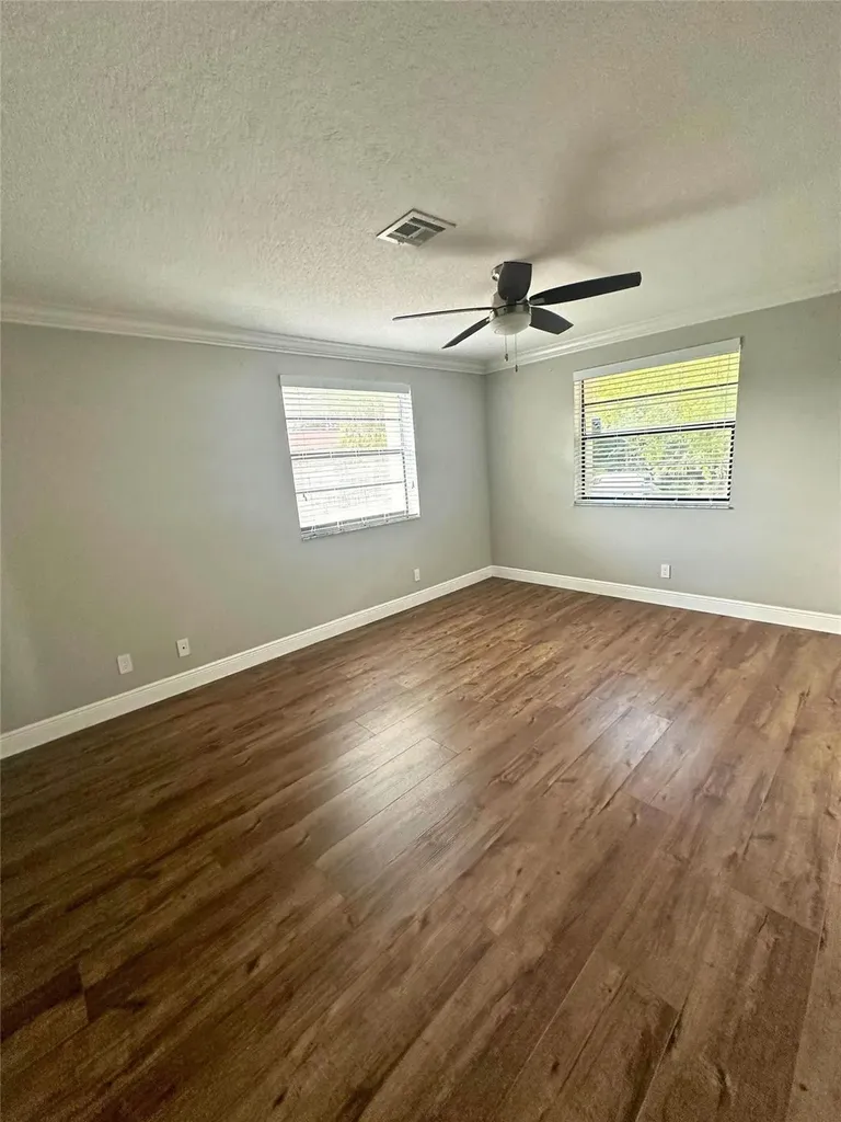 1359 NW 94th Way Coral Springs FL 33071