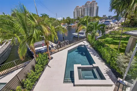 621 SW 5 Place Fort Lauderdale FL 33315