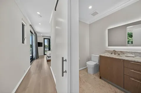 621 SW 5 Place Fort Lauderdale FL 33315