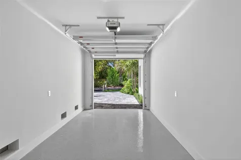 621 SW 5 Place Fort Lauderdale FL 33315