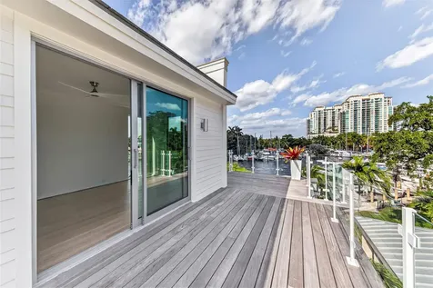 621 SW 5 Place Fort Lauderdale FL 33315