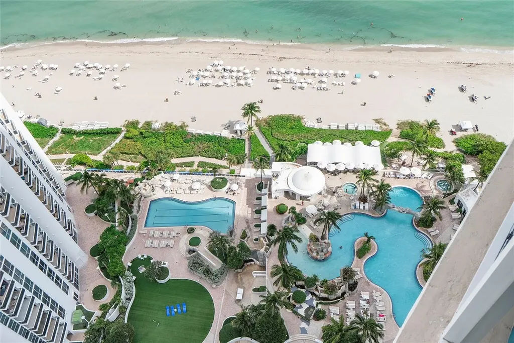 18001 Collins Avenue North Miami Beach FL 33160