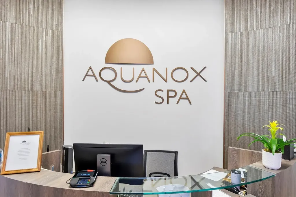 18001 Collins Avenue North Miami Beach FL 33160