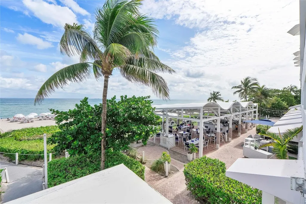18001 Collins Avenue North Miami Beach FL 33160