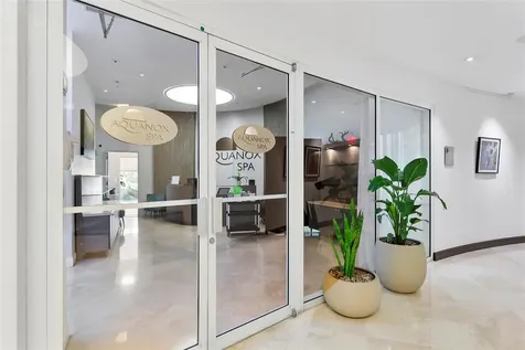 18001 Collins Avenue North Miami Beach FL 33160