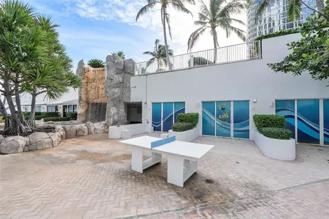 18001 Collins Avenue North Miami Beach FL 33160