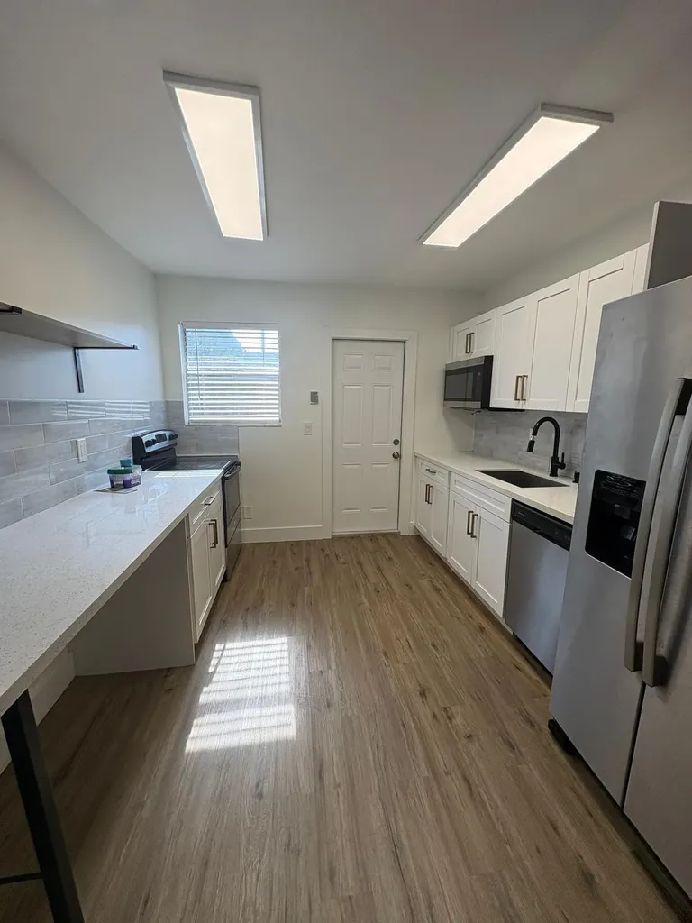 1984 SW 29th Avenue Fort Lauderdale FL 33312