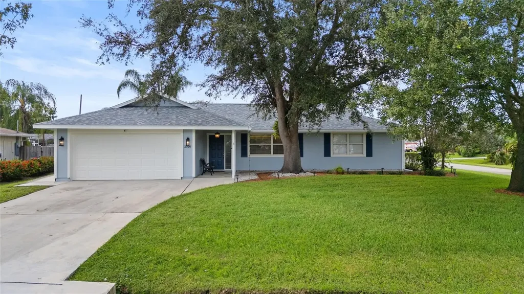 2526 SW Hinchman Street Port St Lucie FL 34984
