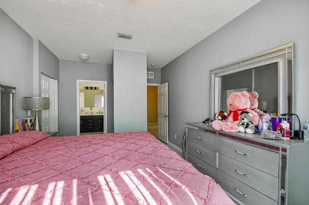 9393 Savannah Estates Drive Lake Worth FL 33467