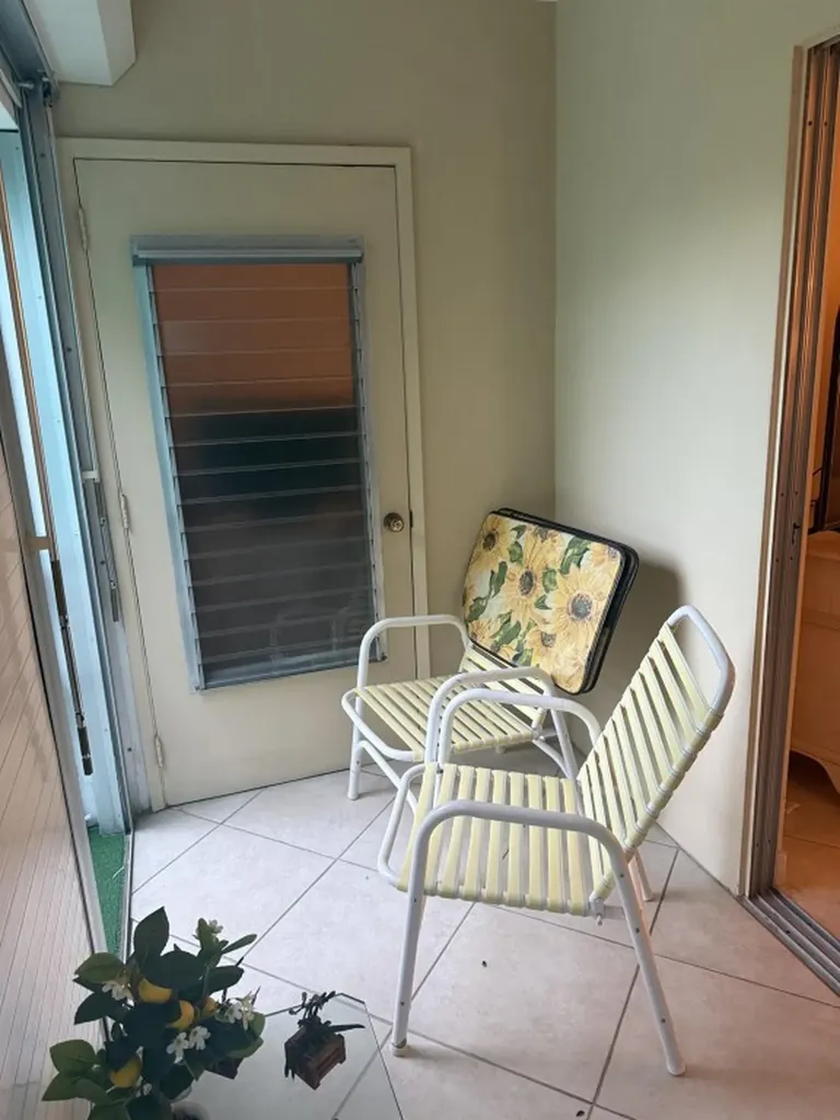 2050 NE 39th Street Lighthouse Point FL 33064