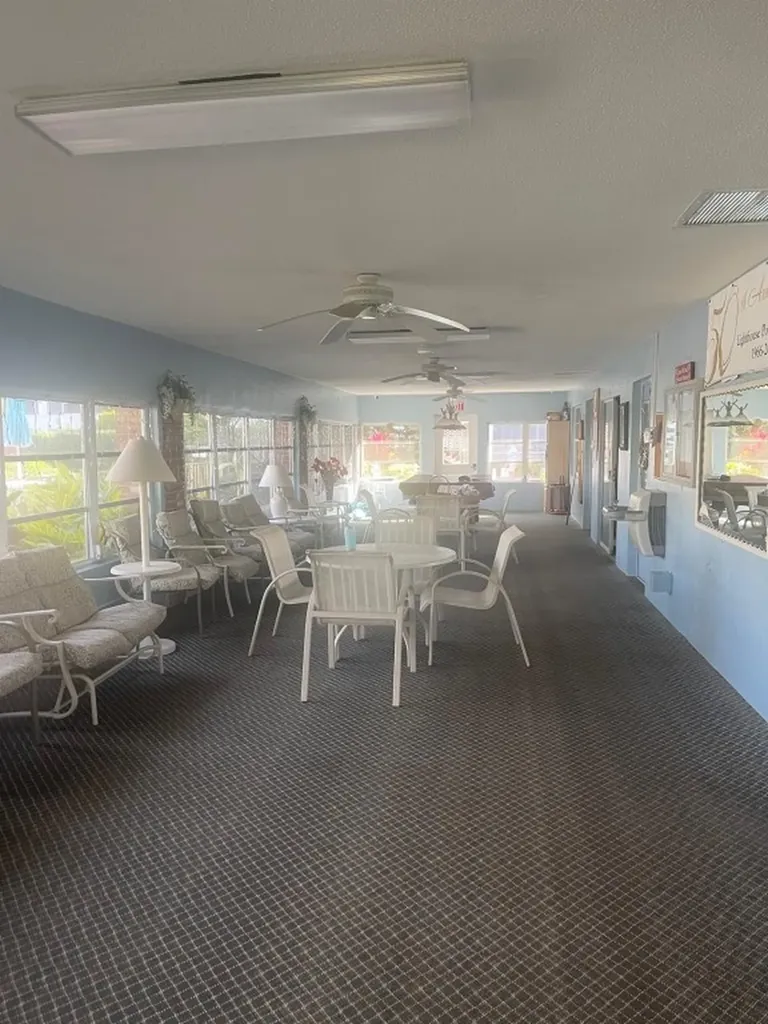 2050 NE 39th Street Lighthouse Point FL 33064