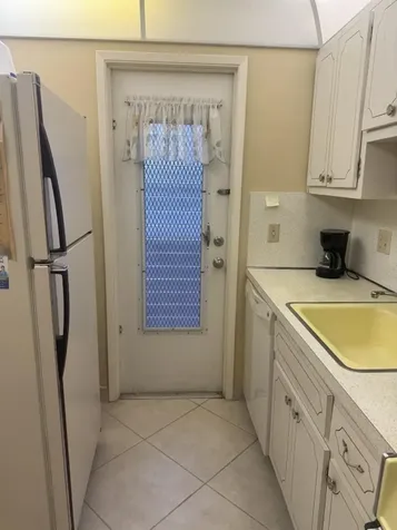 2050 NE 39th Street Lighthouse Point FL 33064