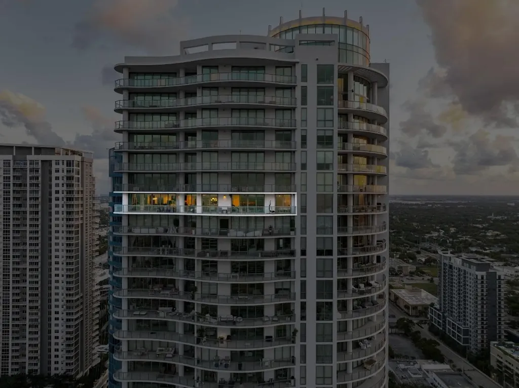 100 E Las Olas Boulevard Fort Lauderdale FL 33301