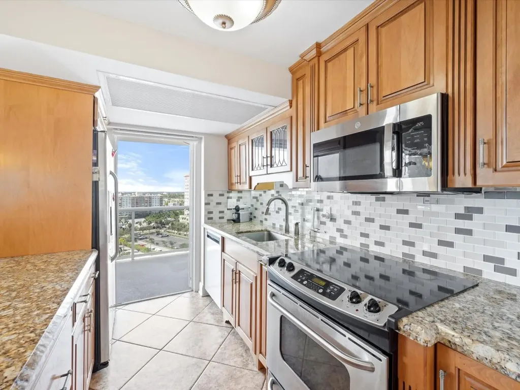 2841 N Ocean Boulevard Fort Lauderdale FL 33308