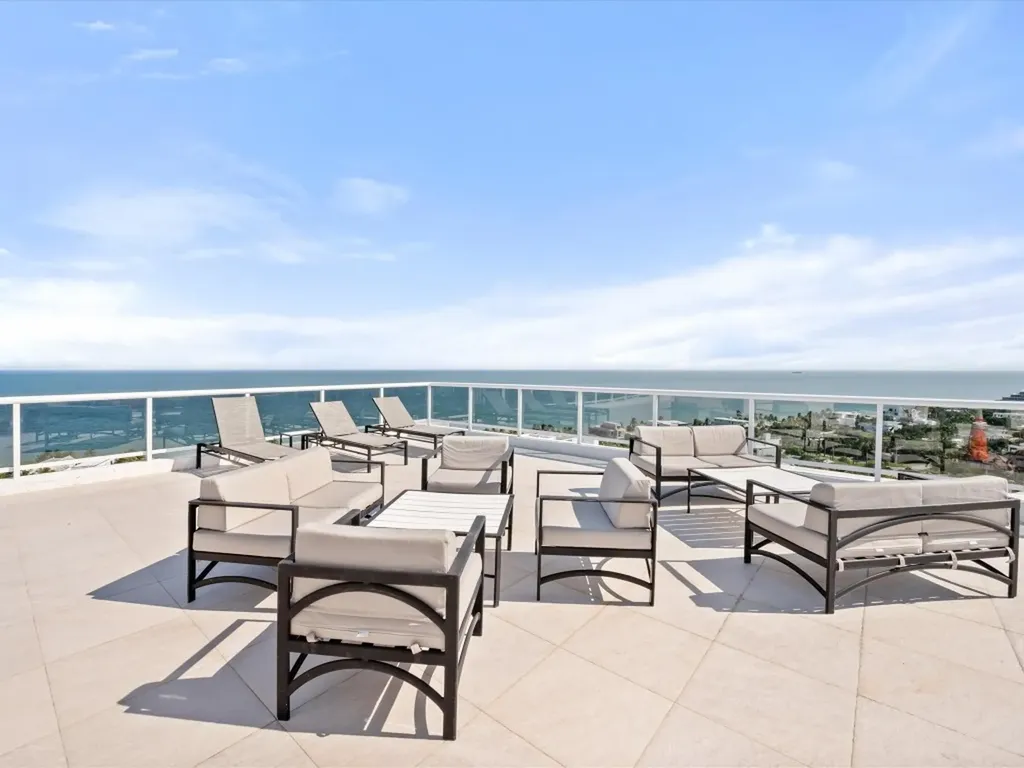 2841 N Ocean Boulevard Fort Lauderdale FL 33308