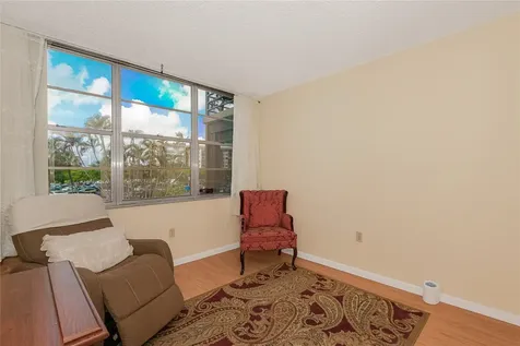 1100 Sant Charles Place Pembroke Pines FL 33026