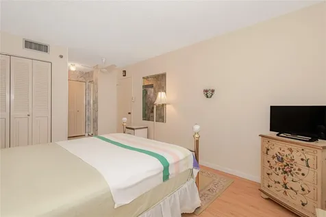 1100 Sant Charles Place Pembroke Pines FL 33026