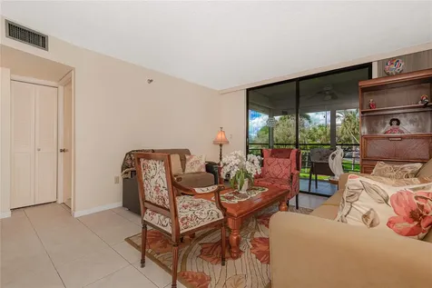 1100 Sant Charles Place Pembroke Pines FL 33026