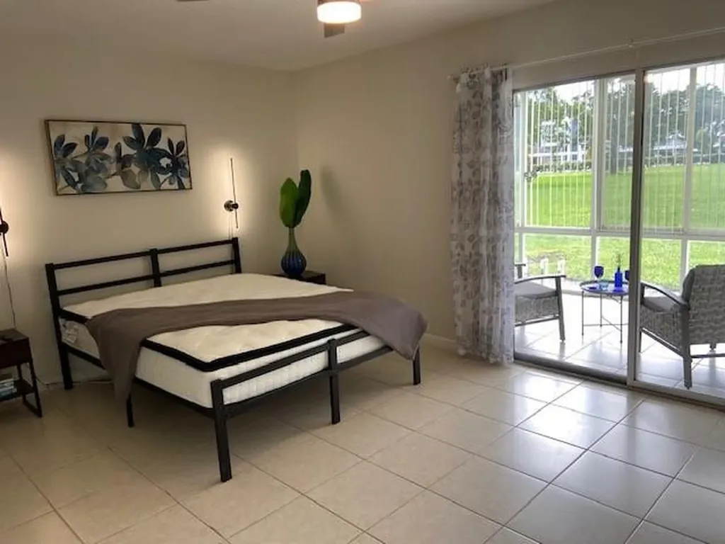 1011 Berkshire A Deerfield Beach FL 33442